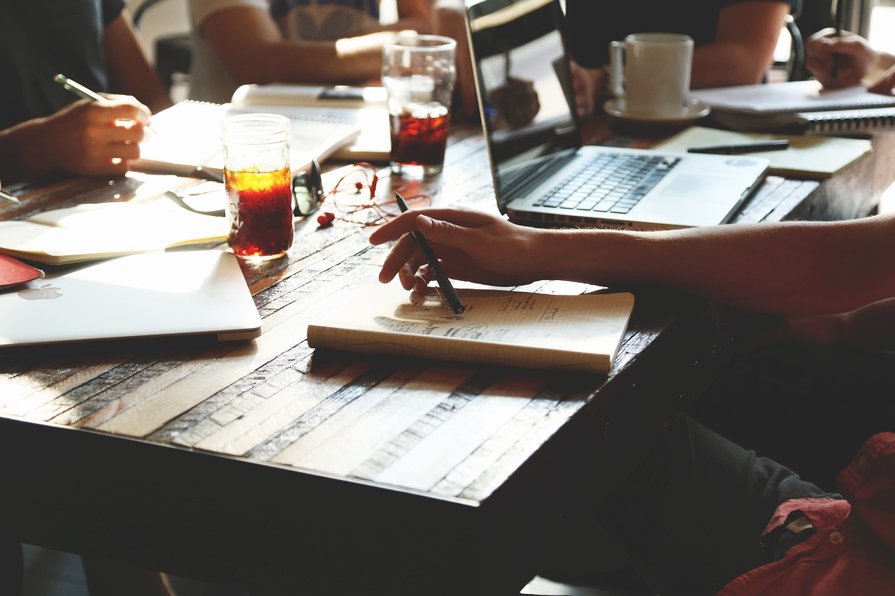 Scaling Smartly: The Many Benefits of Fractional Finance Directors for Growing Enterprises